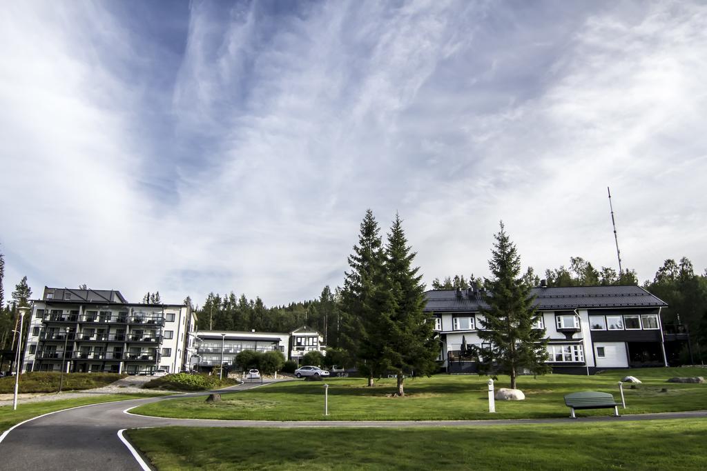 Hotel Aateli Lakeside Vuokatti Exterior photo