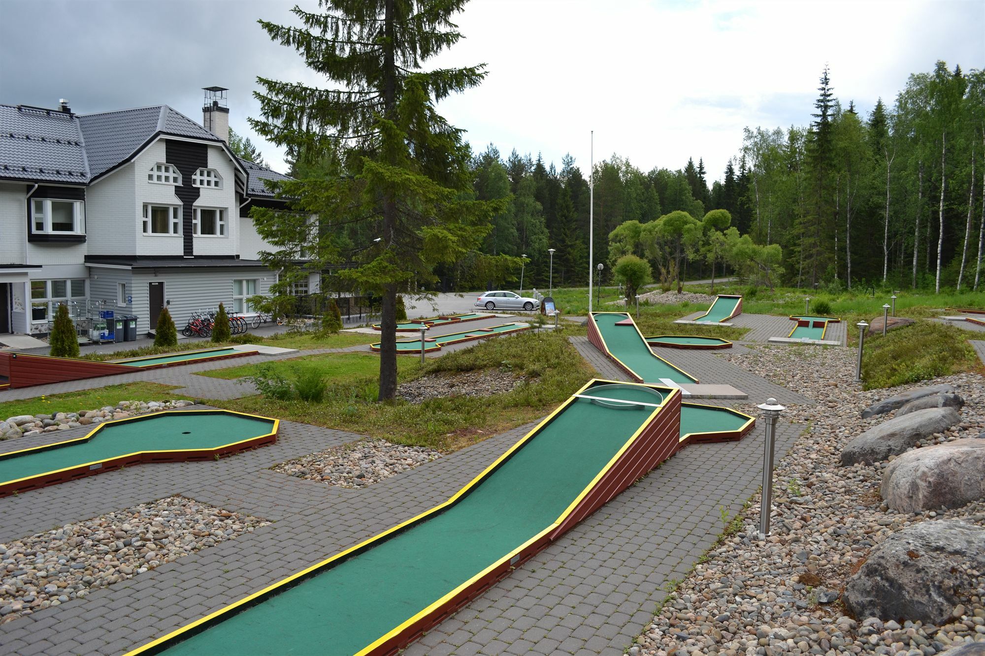 Hotel Aateli Lakeside Vuokatti Exterior photo