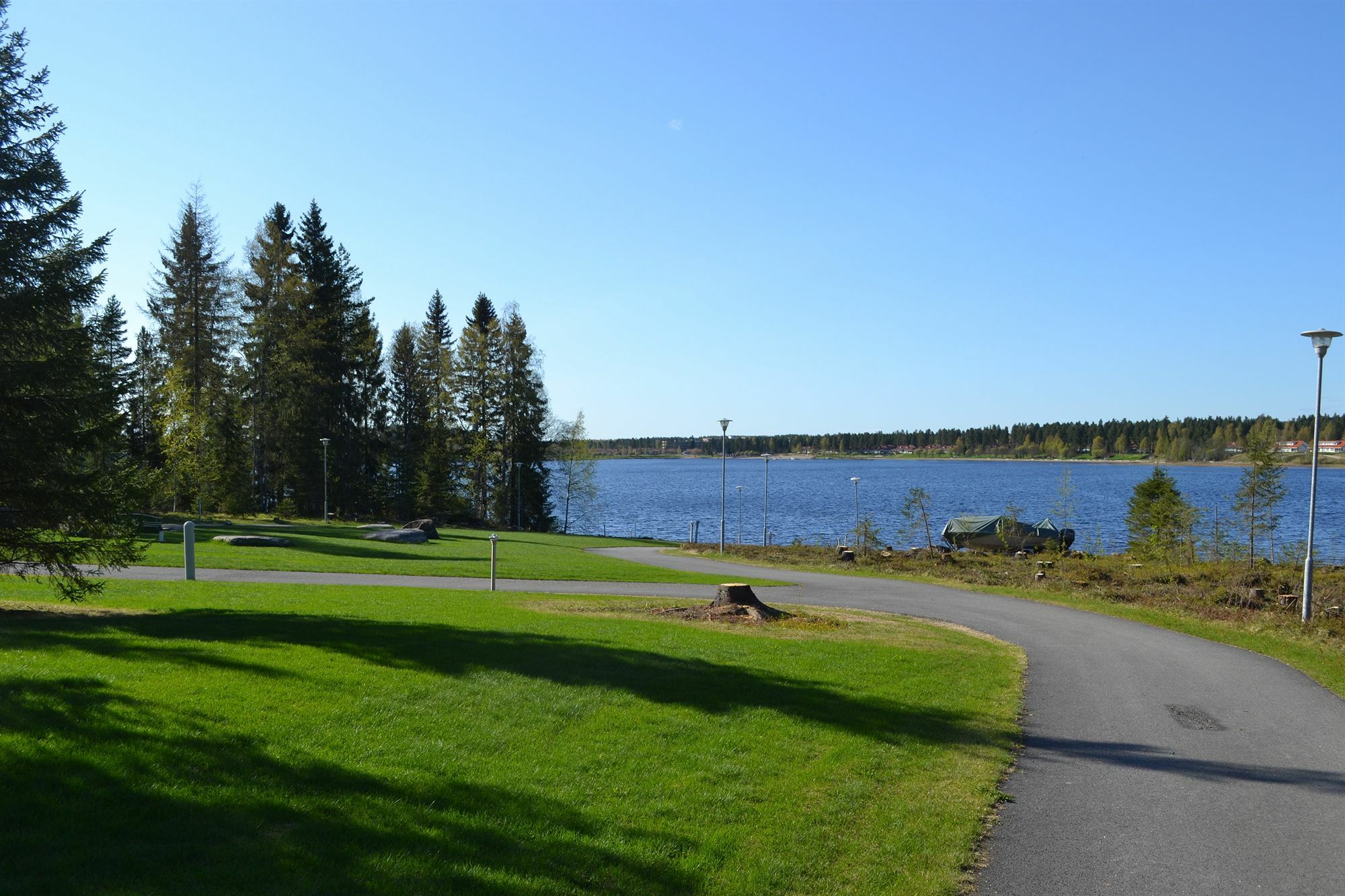 Hotel Aateli Lakeside Vuokatti Exterior photo